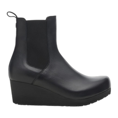 Ebba Slip On