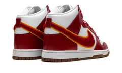 Dunk High "Chenille Swoosh White Gym Red" DR8805 101