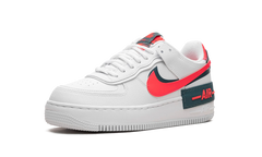 AIR FORCE 1 SHADO NMS WMNS "White Solar Red" DB3902 100