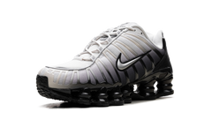 Shox TL WMNS"Off Noir" IB7705 001